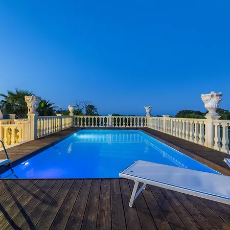 Villa Maila *
