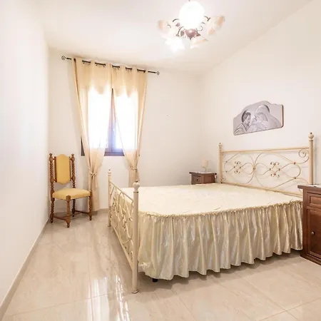 Maila Villa