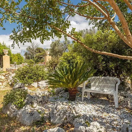 Maila Corsano (Apulia)